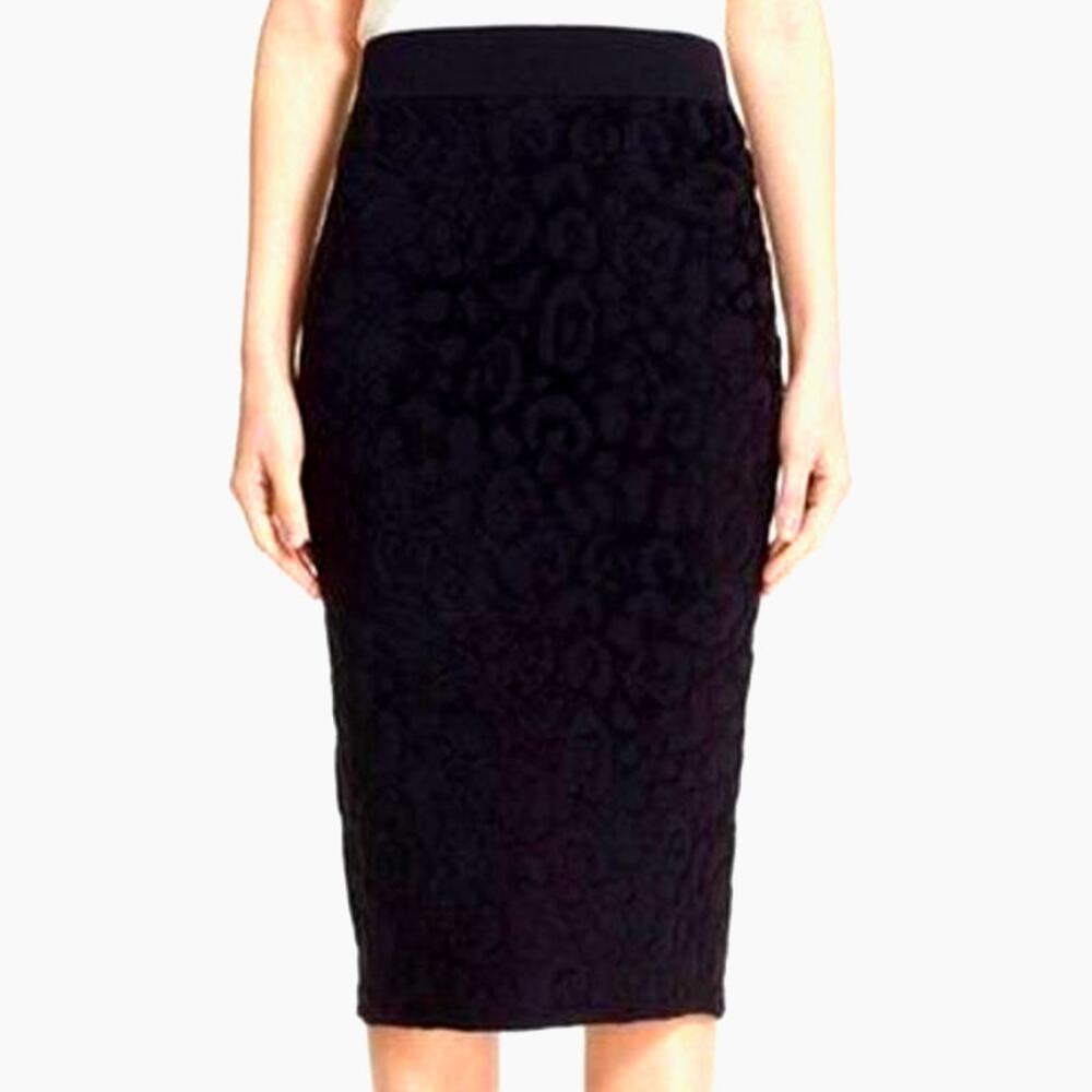 BURBERRY London Black Tone-on-Tone Textured Bodycon Midi Sweater Skirt | Size XL